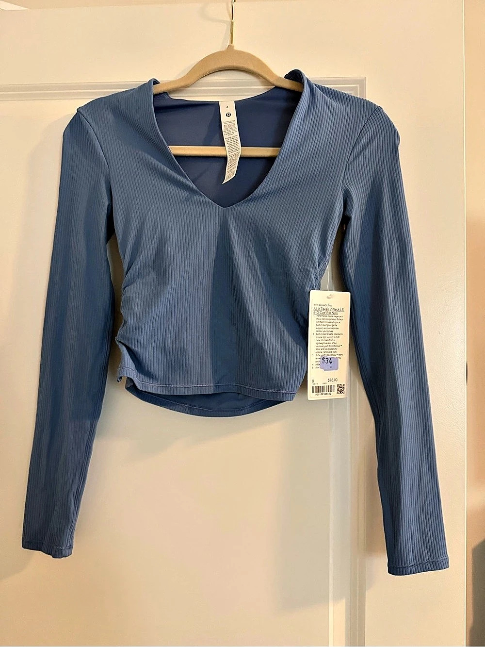 lululemon All It Takes V-Neck LS V-Neck Long Sleeve Blue Size 0 NWT